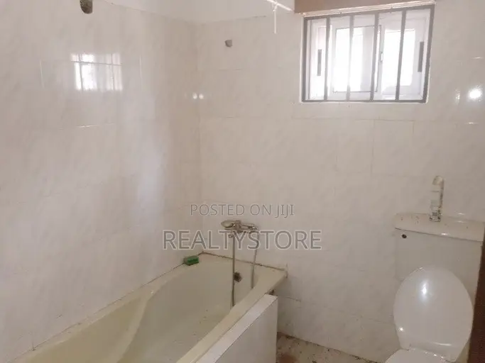 3bdrm House in Kasoa Tollbooth, Accra Metropolitan for sale