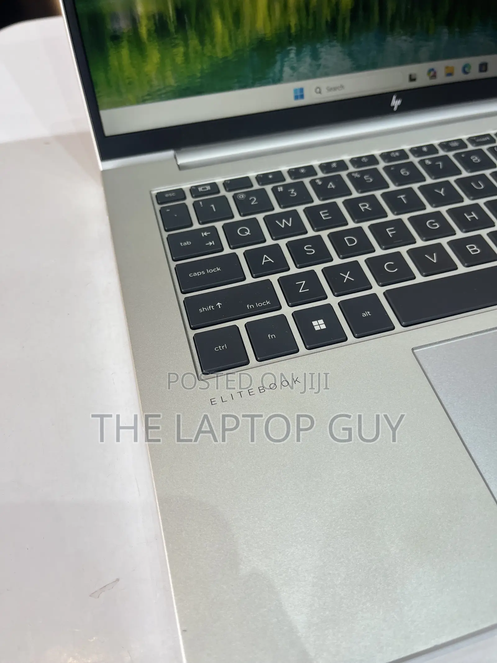 Laptop HP EliteBook 840 G9 8GB Intel Core i7 SSD 256GB