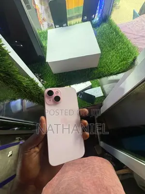 Apple iPhone 15 128 GB Pink