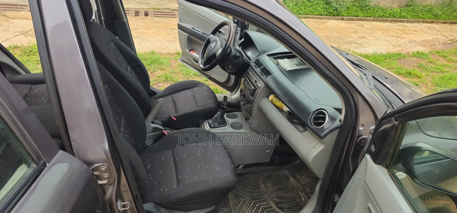 Mazda 2 1.25 Comfort 2004 Gray