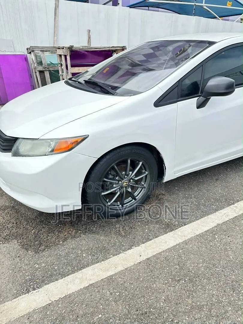 Honda Civic 2012 White