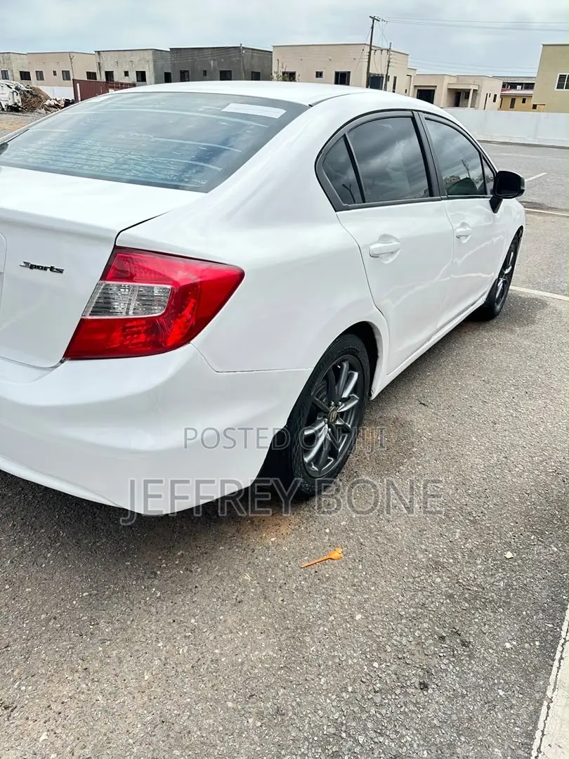 Honda Civic 2012 White