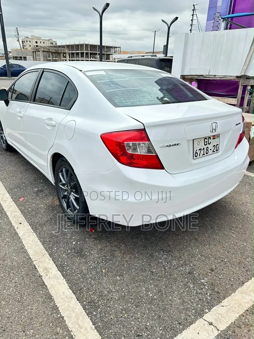 Honda Civic 2012 White