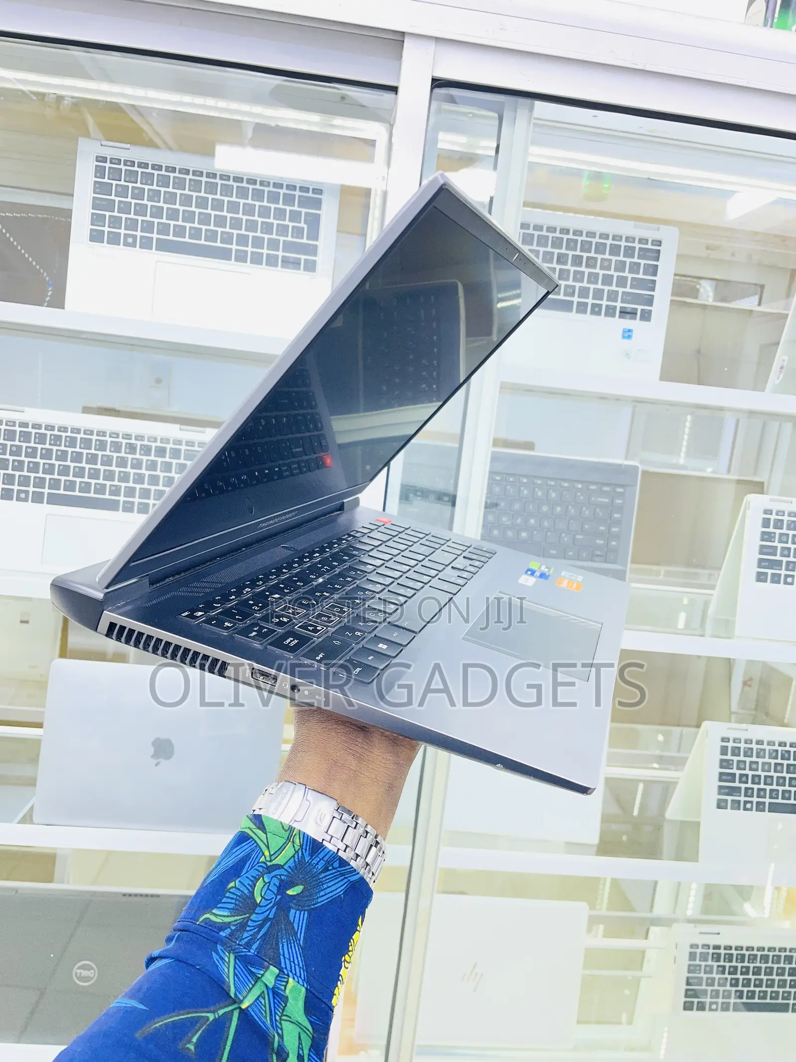 Laptop Vision Computer 16GB Intel Core i7 SSD 512GB