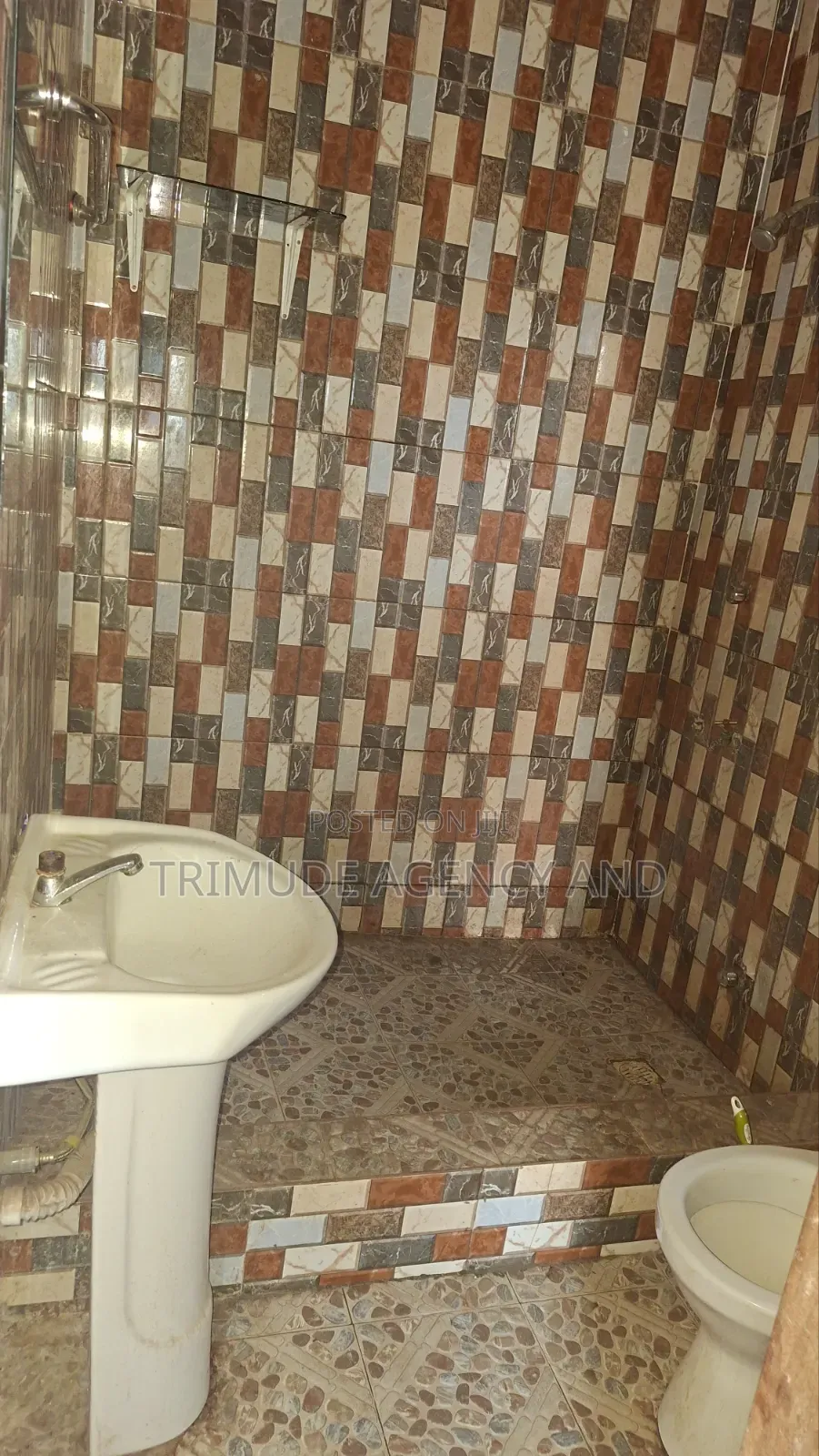 2bdrm Apartment in Trimude Agency And, Kumasi Metropolitan for rent