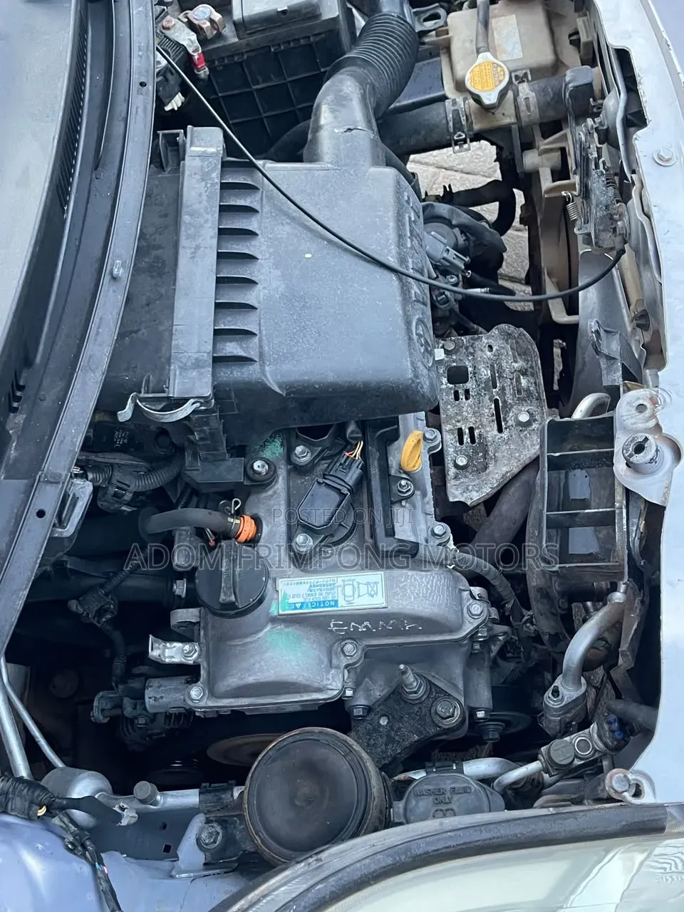 Toyota Vitz 2010 Silver