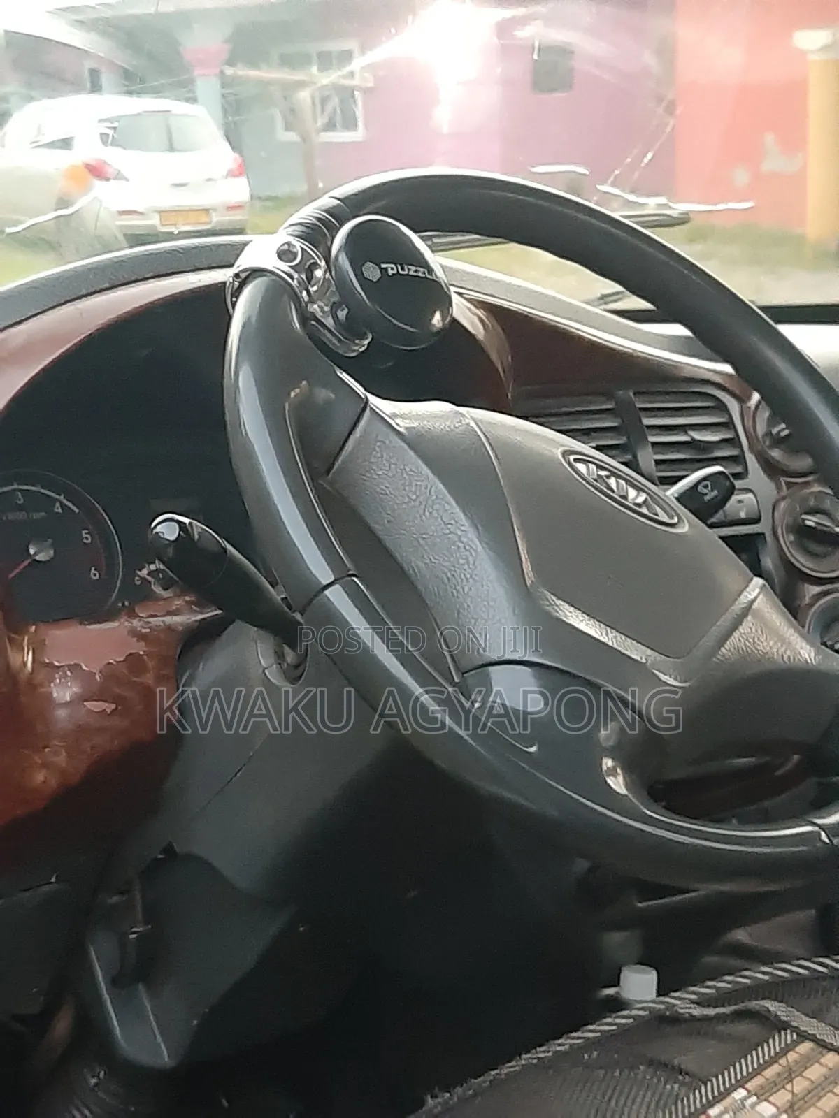 Moving Kia Truck With Jupiter Engine