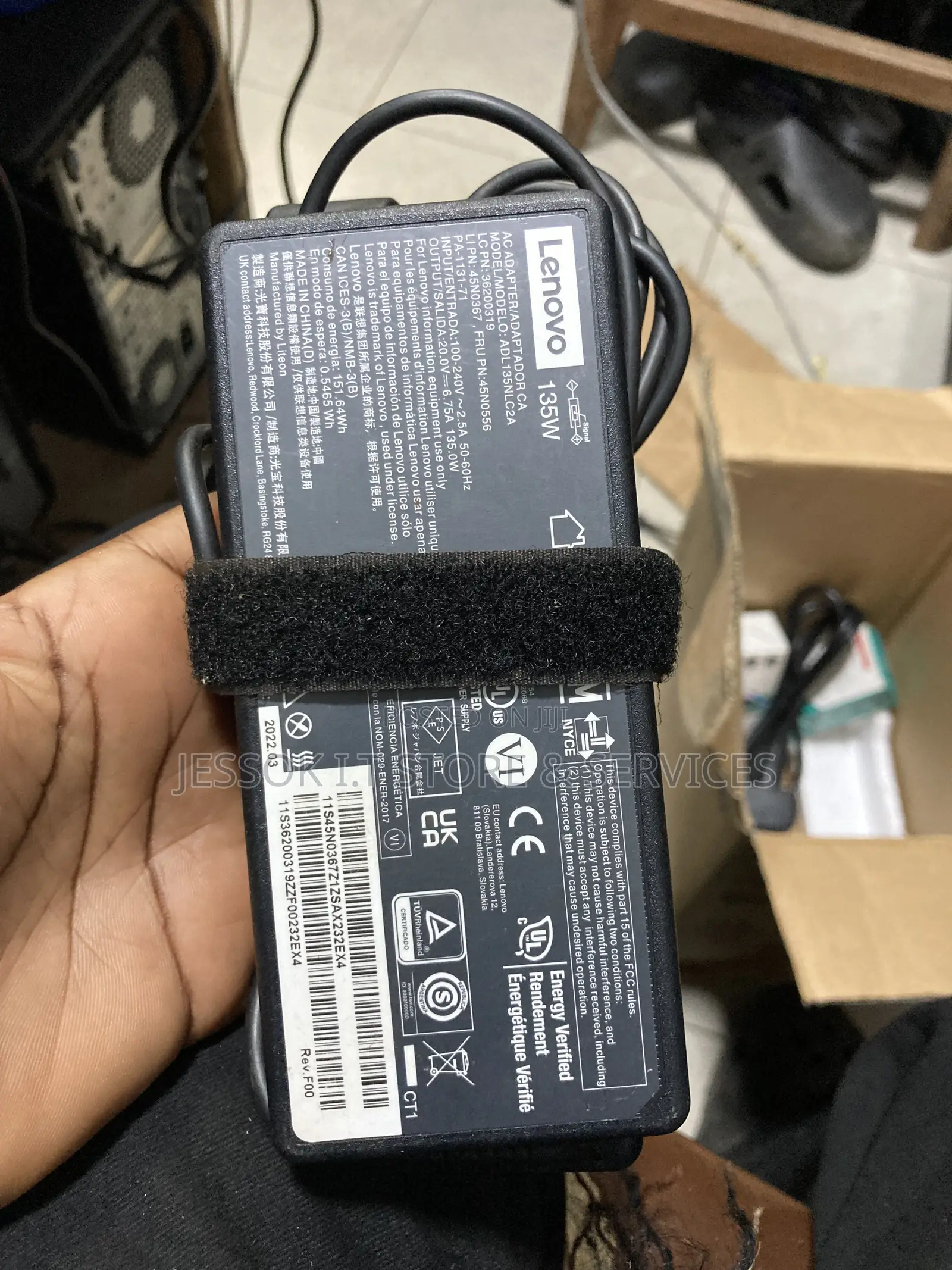 Lenovo 20 v 6.75A 135W Laptop Charger