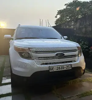 Ford Explorer 4dr SUV AWD (3.5L 6cyl 6A) 2014 White