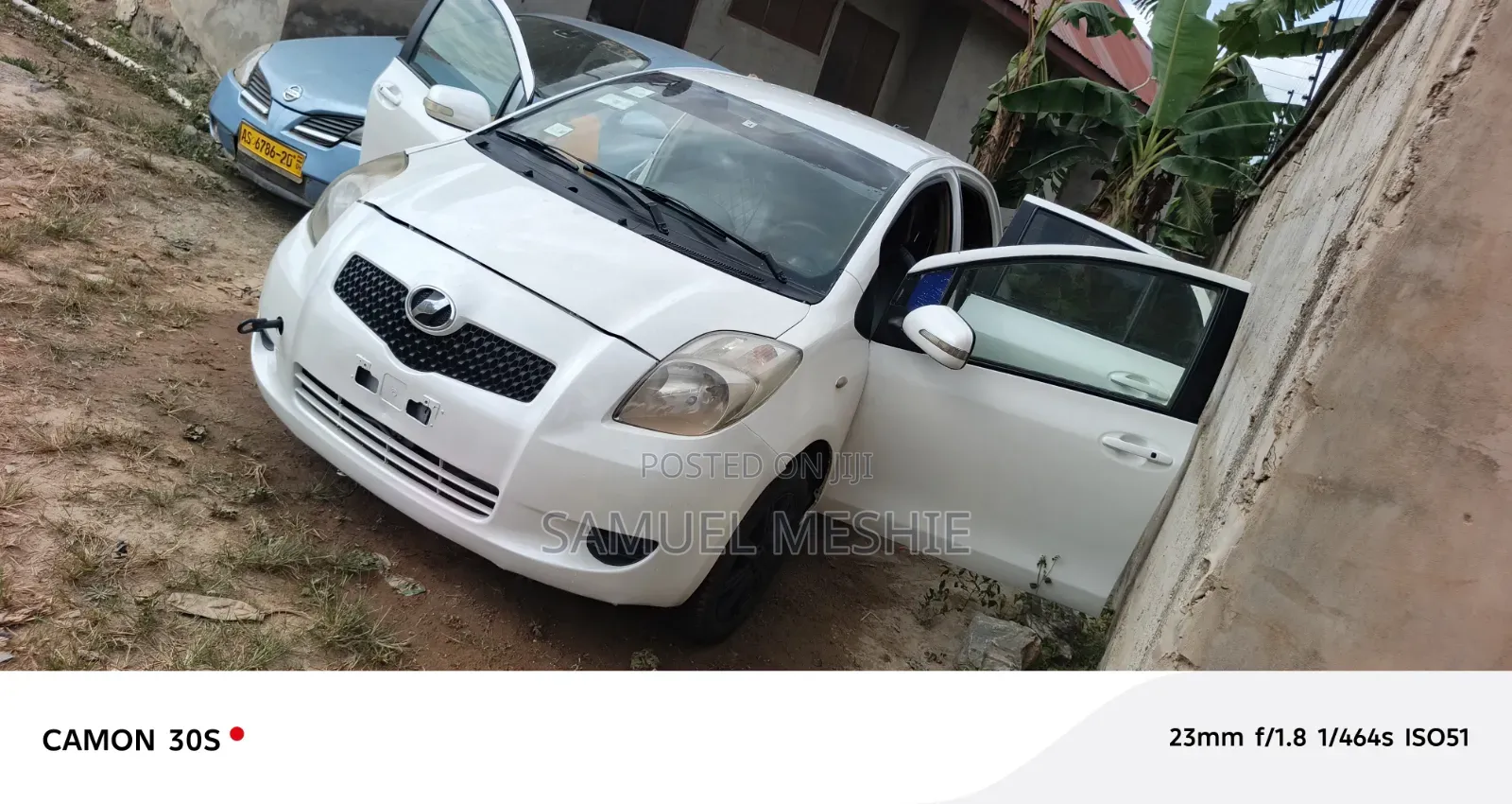 Toyota Vitz 2011 White