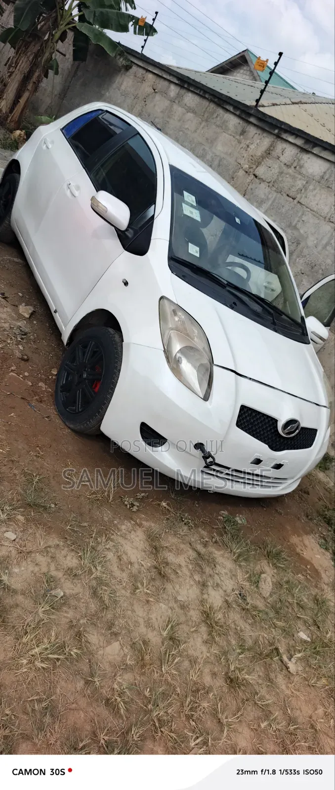 Toyota Vitz 2011 White