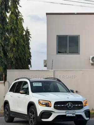 Mercedes-Benz GLB-Class GLB 250 4MATIC 2021 White