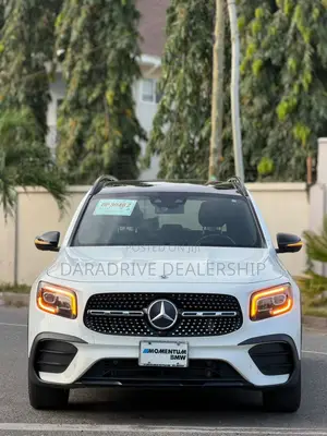 Mercedes-Benz GLB-Class GLB 250 4MATIC 2021 White