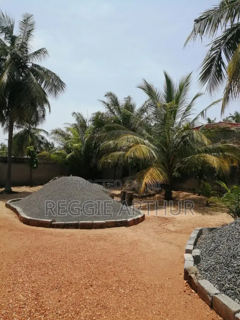 3bdrm House in Nungua Coco Beach, Accra Metropolitan for sale