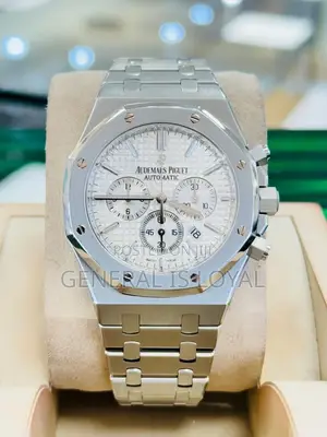 Audemars Piguet Royal Oak Chronograph. Stainless Steel Octagonal Bezel