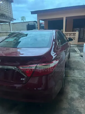 Toyota Camry SE 4dr Sedan (2.5L 4cyl 6A) 2016 Red