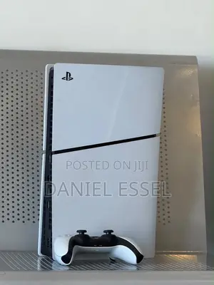 PS5 Slim Disk Version