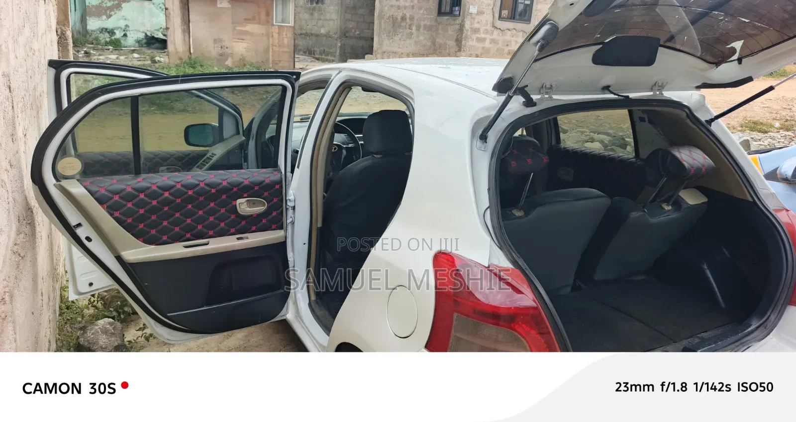 Toyota Vitz 2011 White