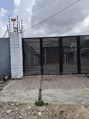 4bdrm House in Arenas,3 Junction, Amasaman for sale