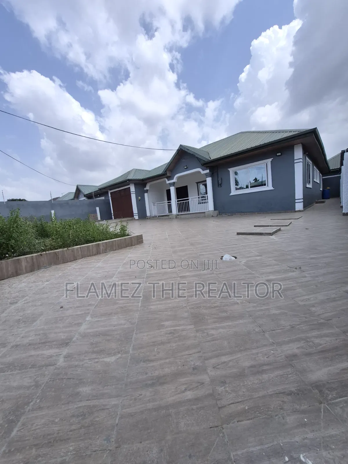 4bdrm House in Arenas,3 Junction, Amasaman for sale