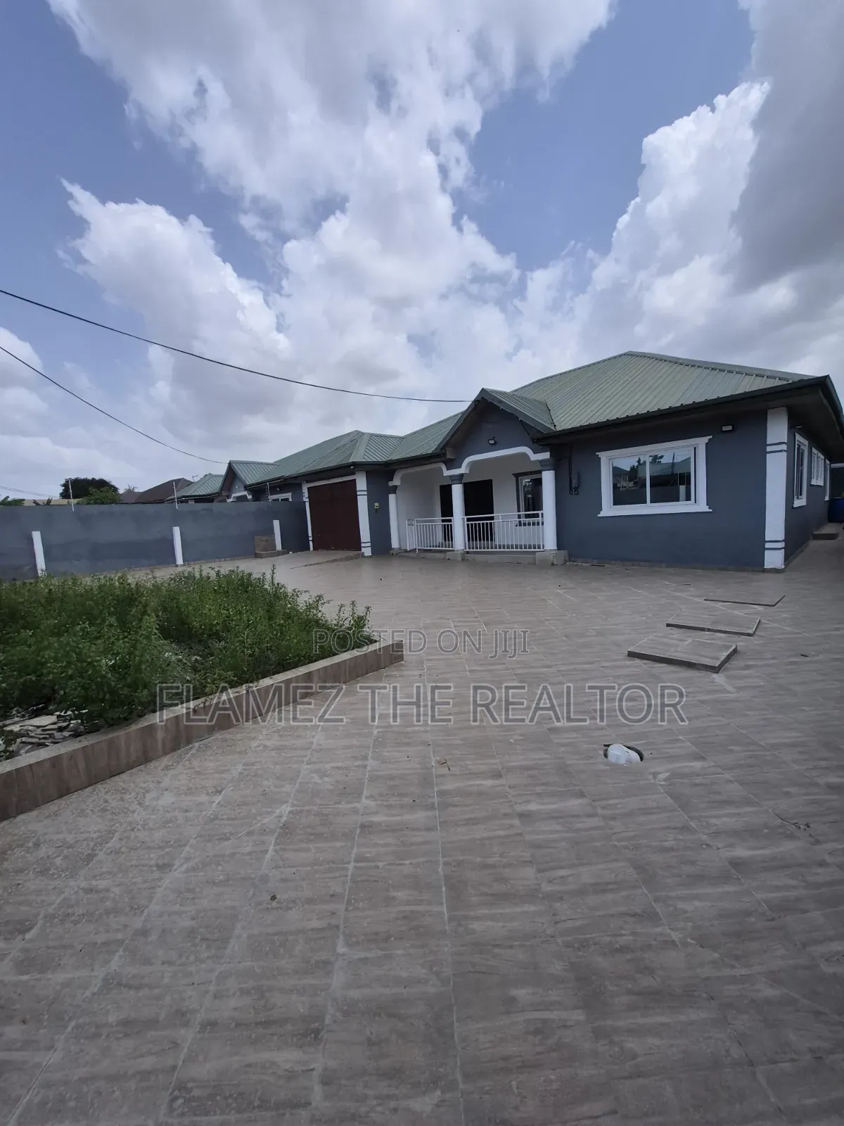 4bdrm House in Arenas,3 Junction, Amasaman for sale