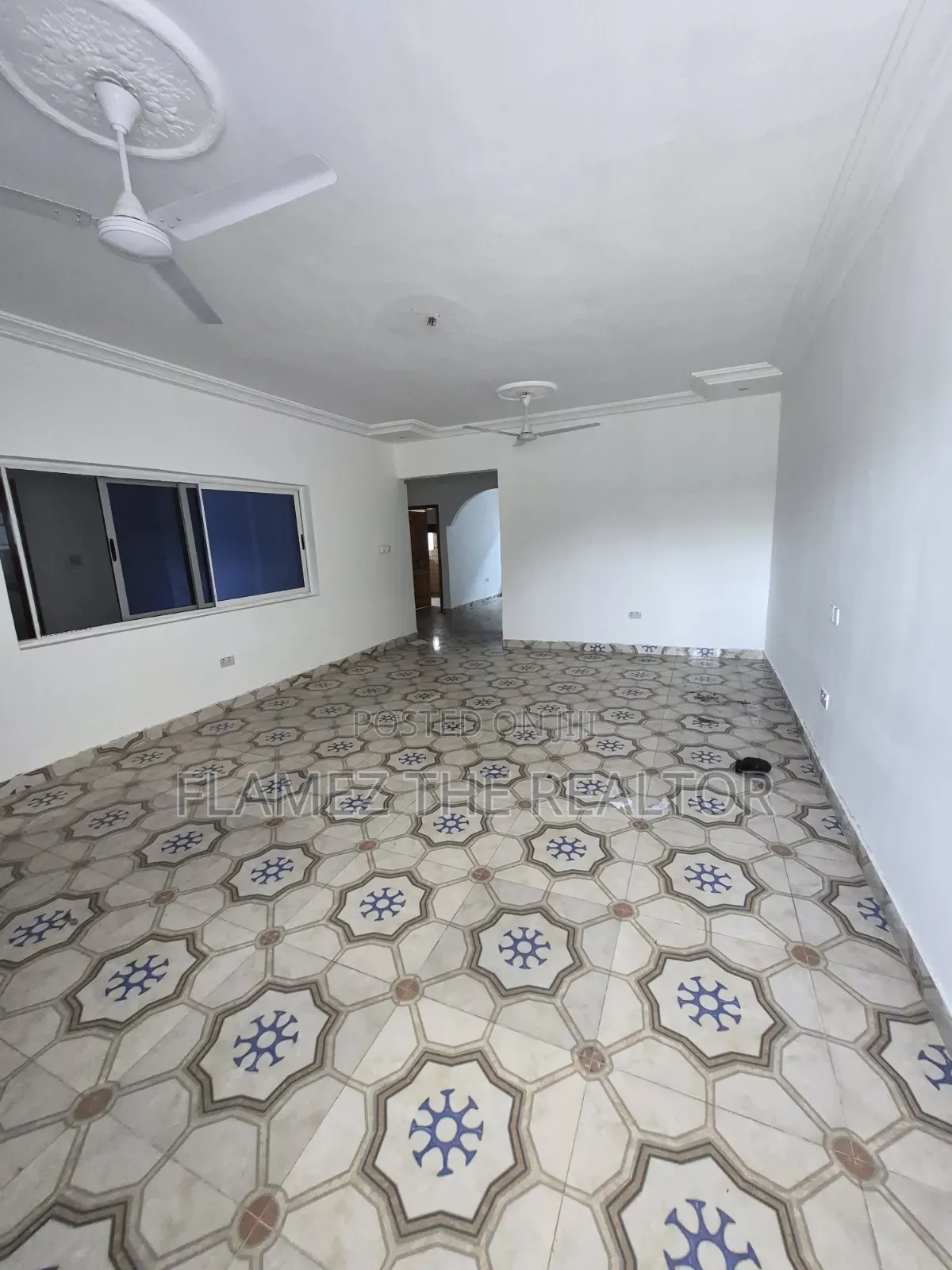 4bdrm House in Arenas,3 Junction, Amasaman for sale