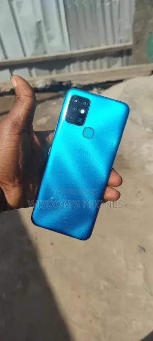 Infinix Hot 10 64 GB Blue