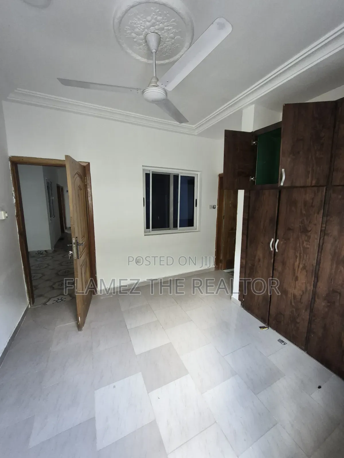4bdrm House in Arenas,3 Junction, Amasaman for sale