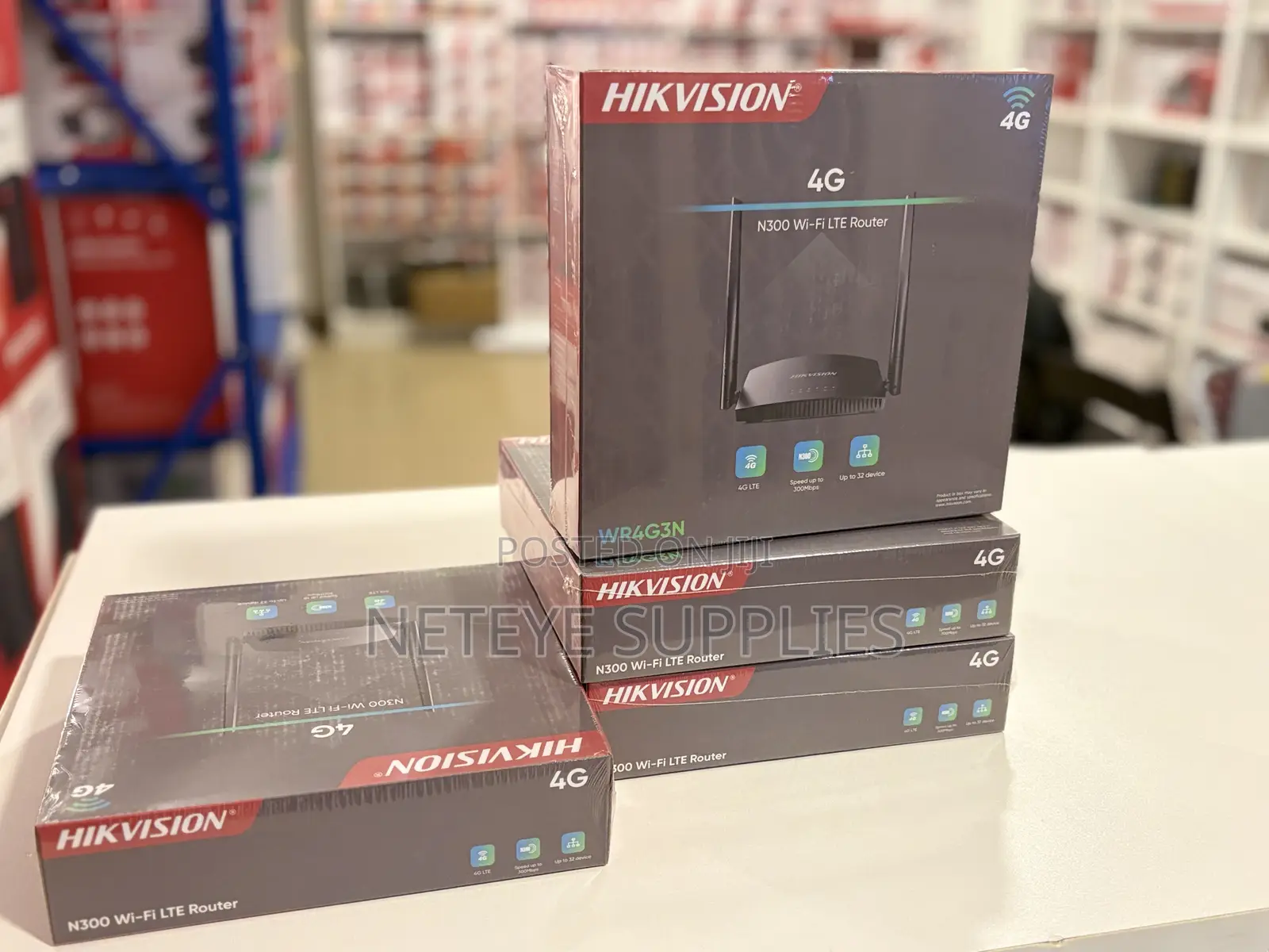 Hikvision 300Mbps 4G LTE Wi-Fi Router - DS-3WR4G3N