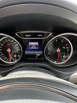 Mercedes-Benz GLA-Class 2018 White