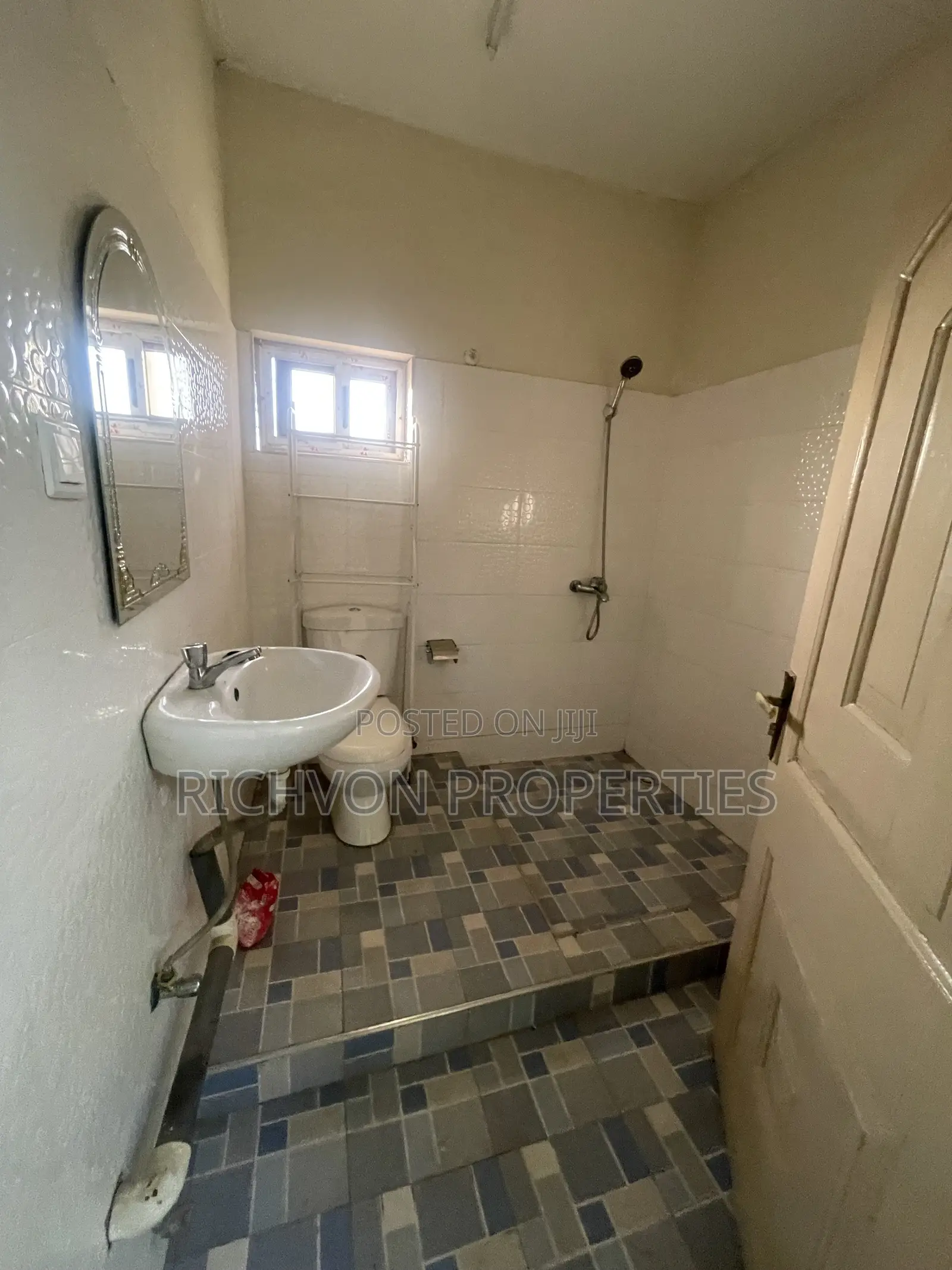 1bdrm Apartment in Richvon, Lashibi for rent