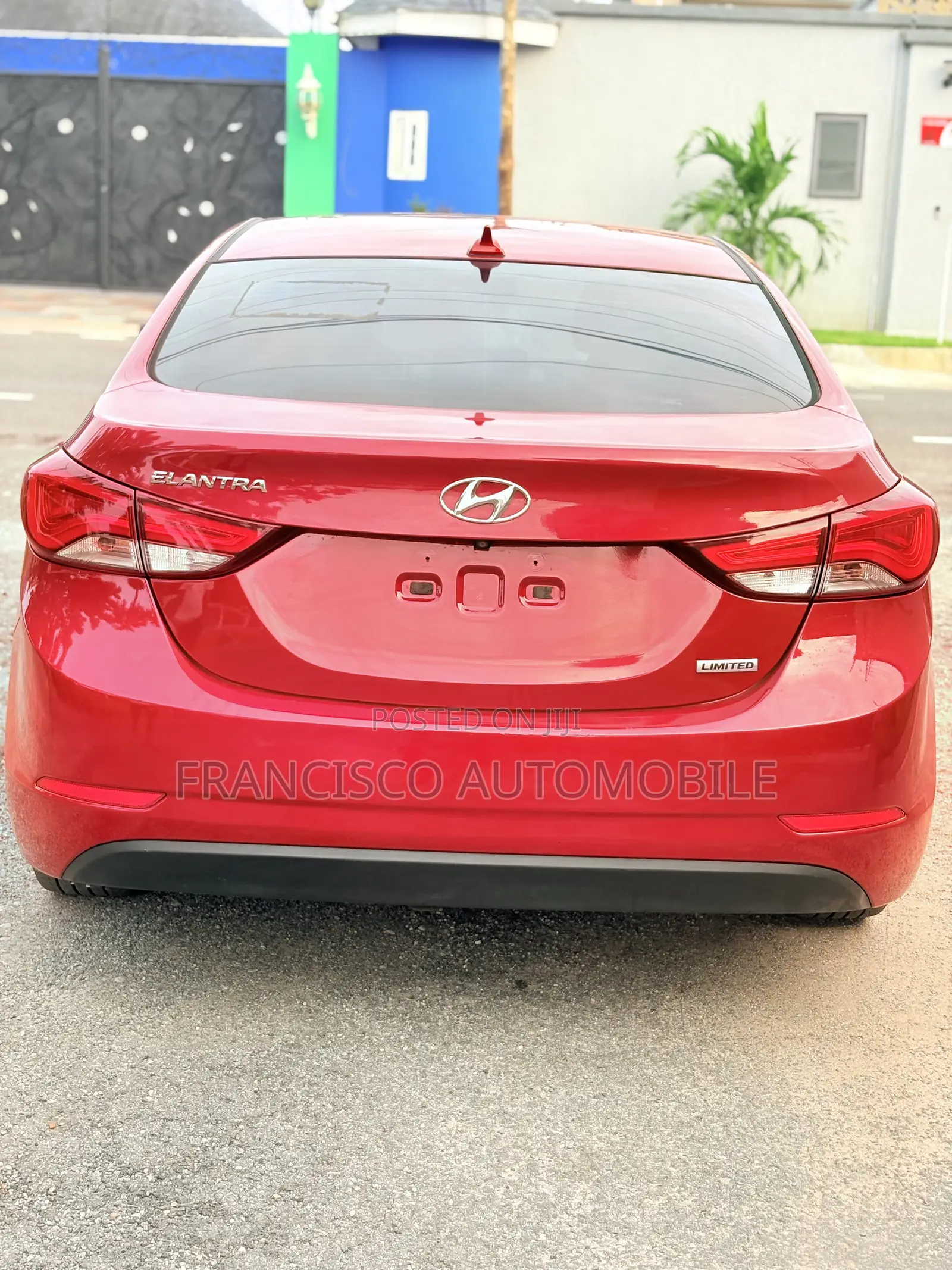 Hyundai Elantra Limited Sedan FWD (1.8L 4cyl 6A) 2016 Red
