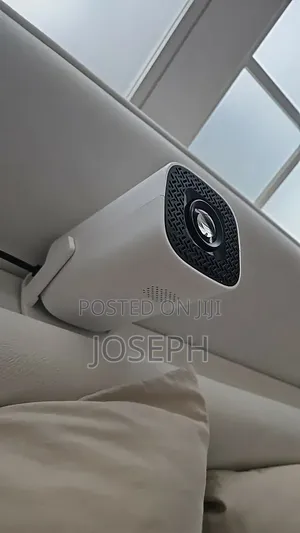 Android 2k Wifi and Bluetooth Projector