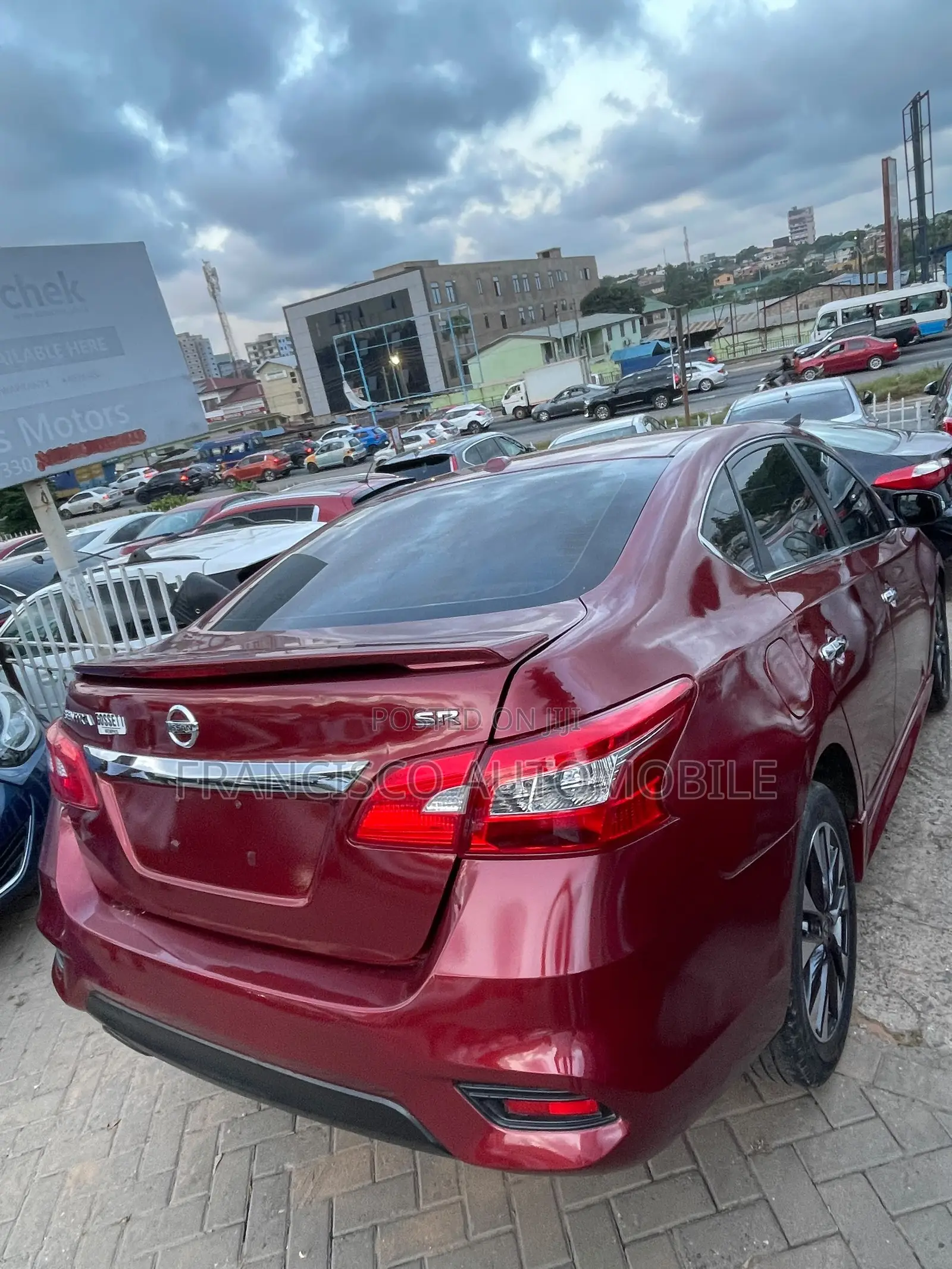 Nissan Sentra SR 2018 Red