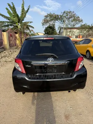 Toyota Vitz 2013 Black