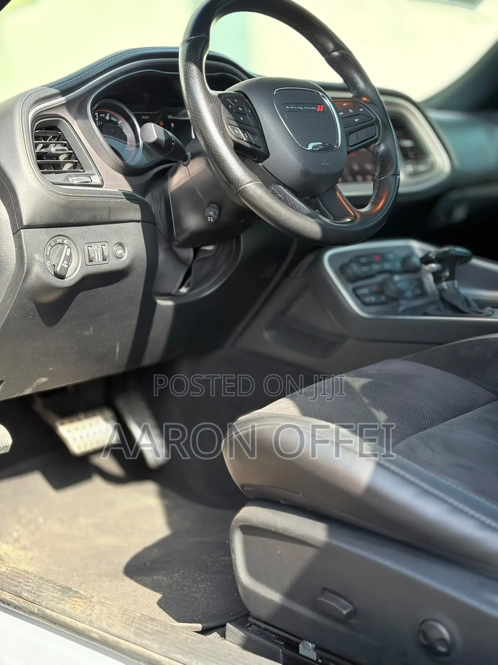 Dodge Challenger 2022 Gray