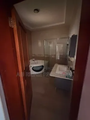 4bdrm House in Ab Richie Properties, Tseaddo for rent