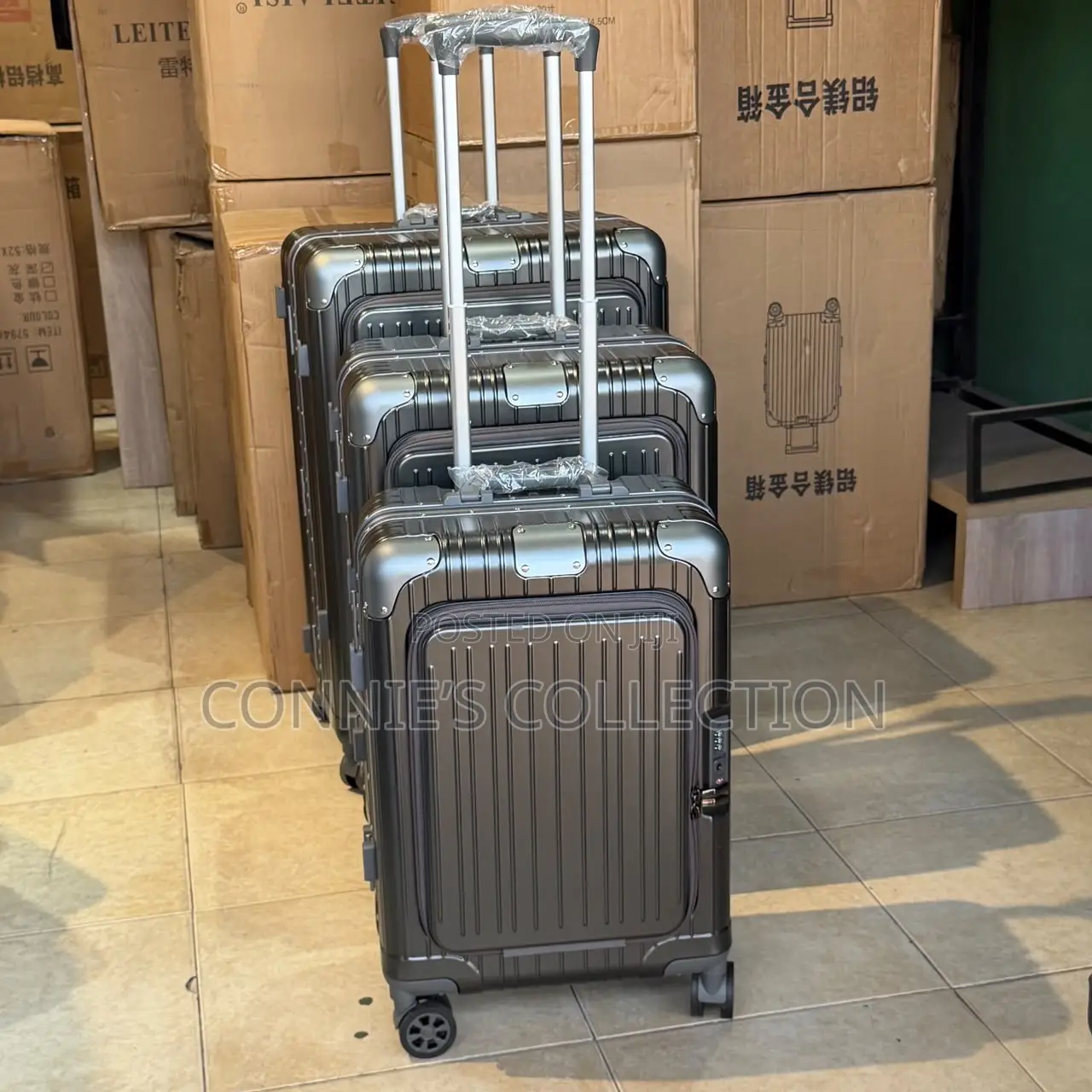 Hard-Shell Spinner Luggage