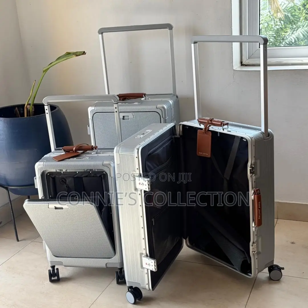 Ribbed Aluminum-Frame Polycarbonate Hardside Rolling Suitcases