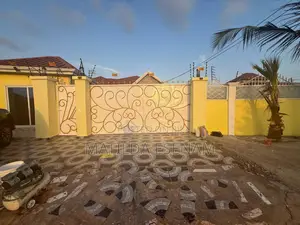 1bdrm Shared Apartment in Pokuase for rent