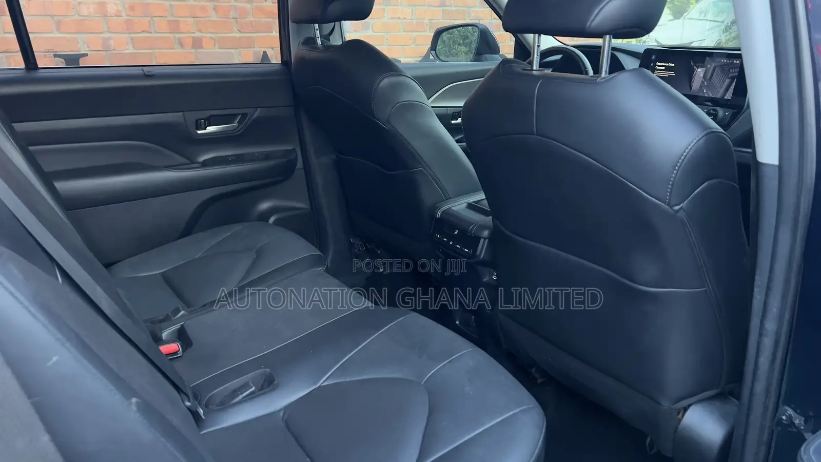 Toyota Grand Highlander XLE FWD 2024 Blue