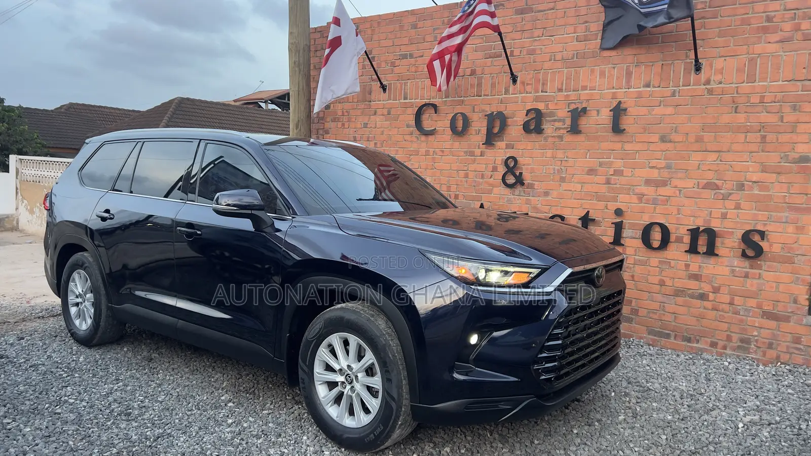Toyota Grand Highlander XLE FWD 2024 Blue