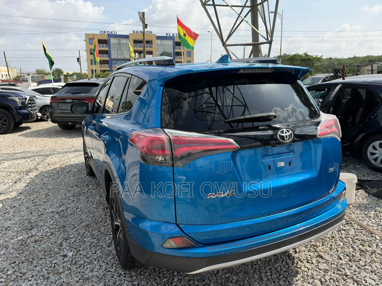Toyota RAV4 SE AWD (2.5L 4cyl 6A) 2017 Blue