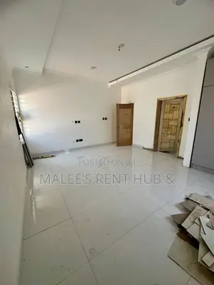 3bdrm House in Maleesrenthub, Spintex for sale