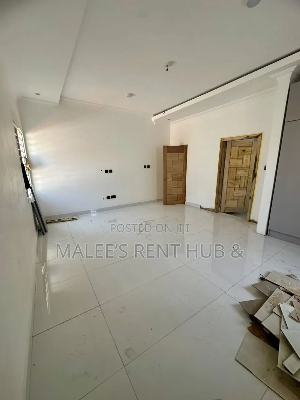 3bdrm House in Maleesrenthub, Spintex for sale
