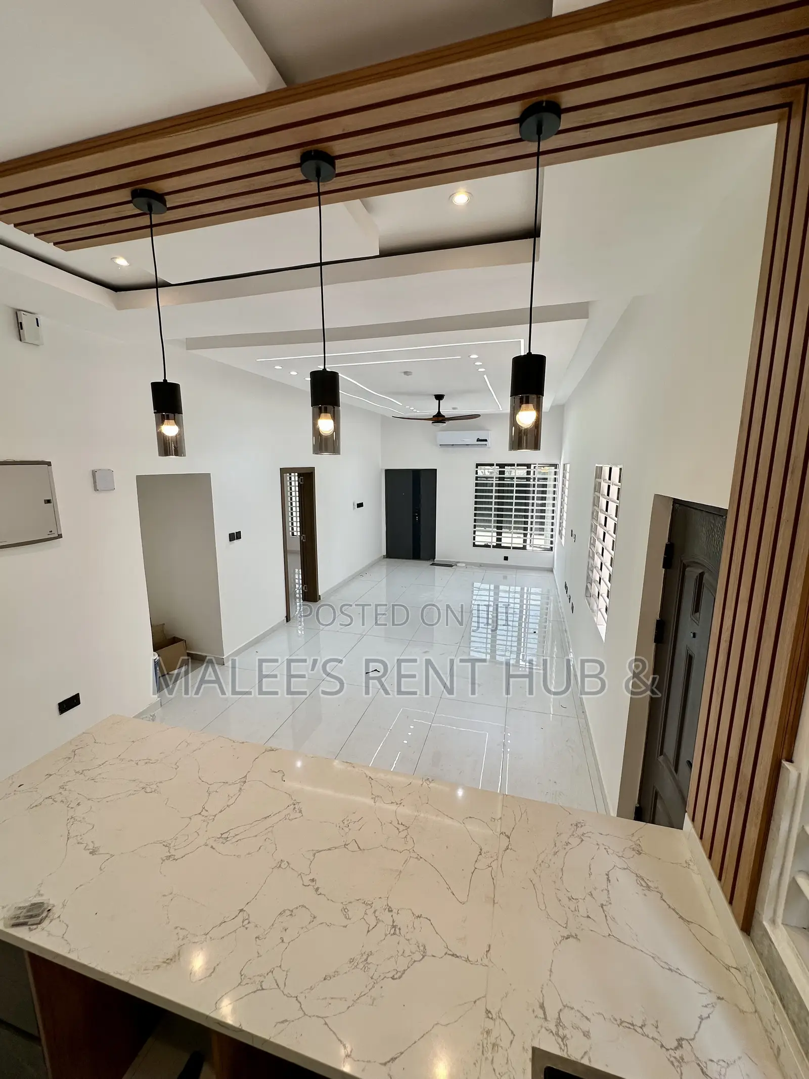 3bdrm House in Maleesrenthub, Spintex for sale
