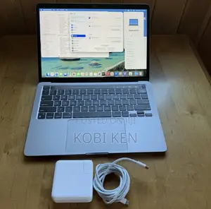 Laptop Apple MacBook Pro 2022 M2 8GB Apple M2 SSD 256GB
