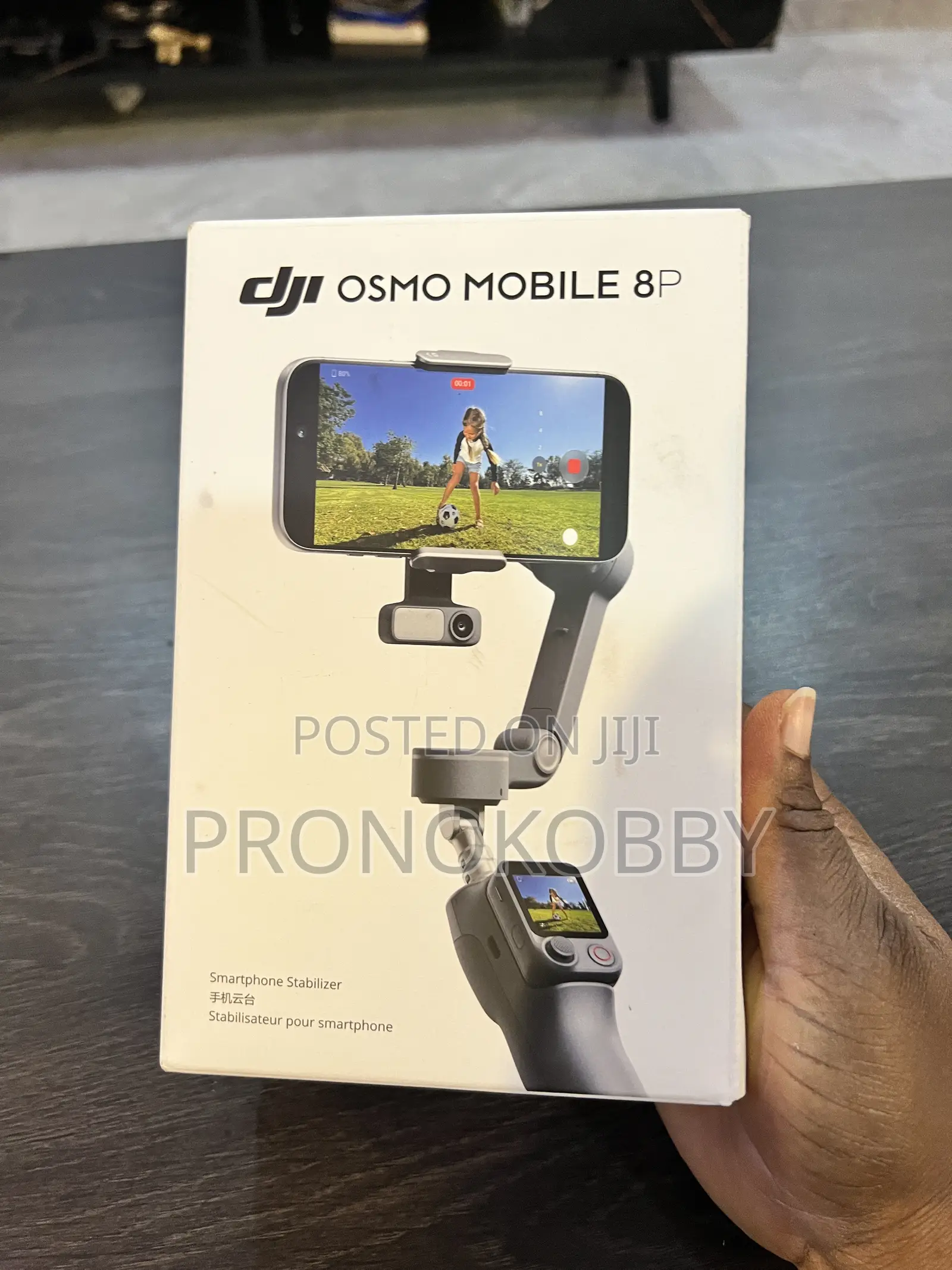 DJI Osmo Mobile 8P Smartphone Gimbal – Smooth Video Stabilisation