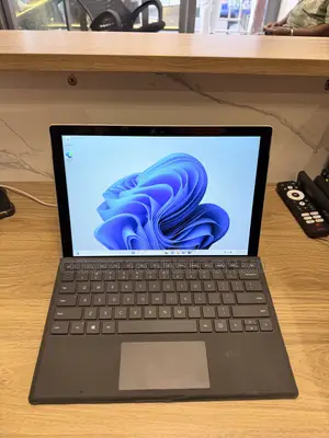 Laptop Microsoft Surface Pro 4 16GB Intel Core i7 SSD 256GB