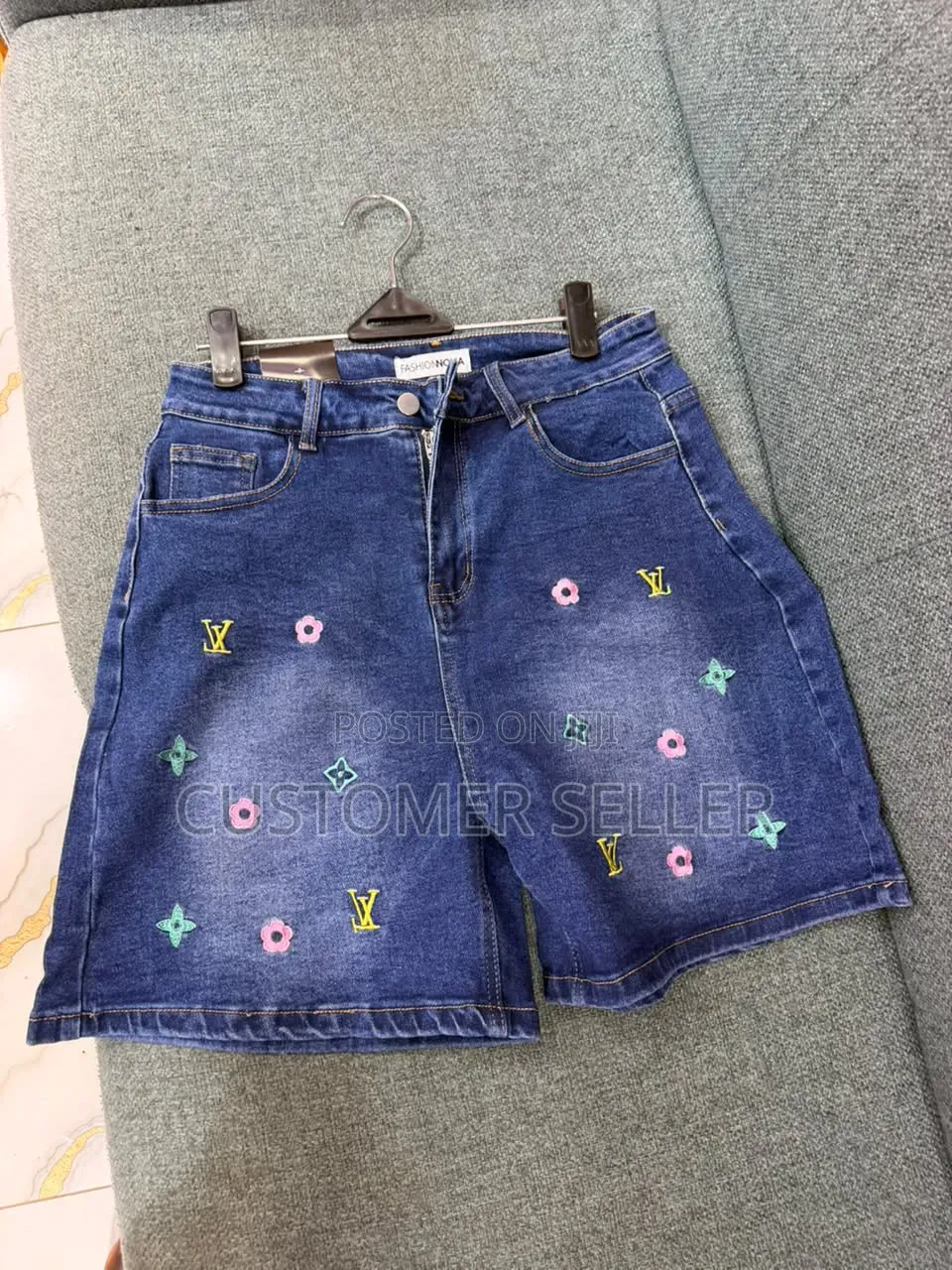 Ladies Baggy Short Jeans